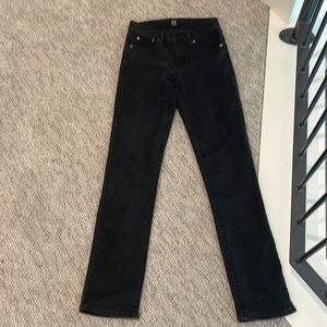 Black GAP jeans
